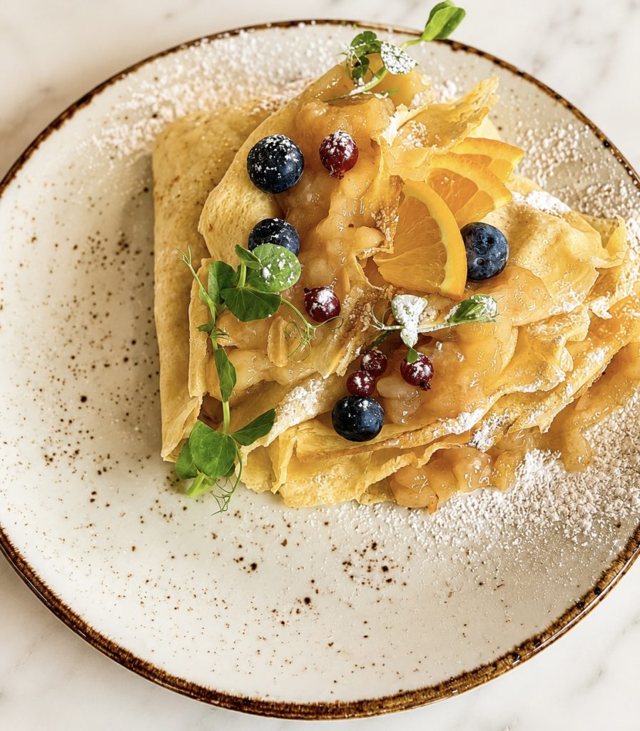 Crêpes with Apple Filling.