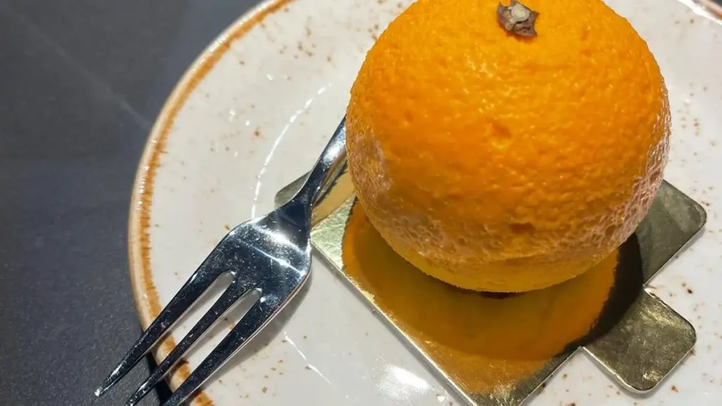 Mousse cake ''Tangerine''